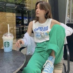 Meet your Posher, Briana